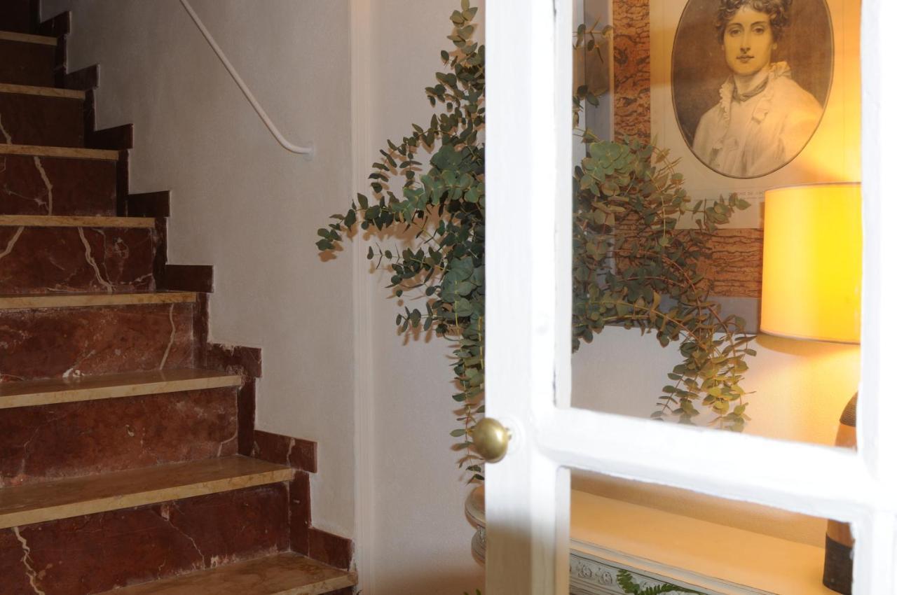 Casa Leon Blanco Carmona Reformada Centrica Con Chimenea Y Terraza Con Vistas Villa Bagian luar foto